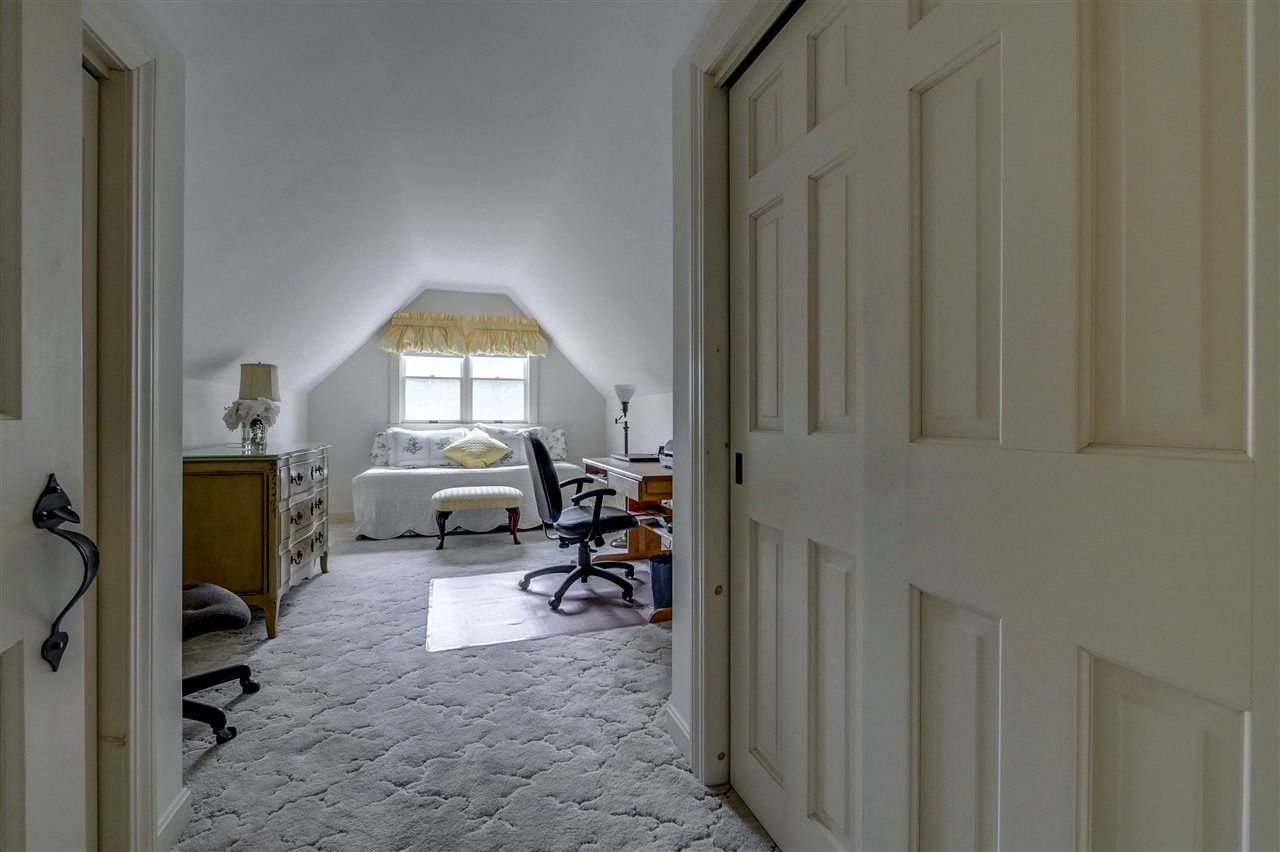325 Little Sunapee Road New London, NH 03257 - Photo 30 of 37