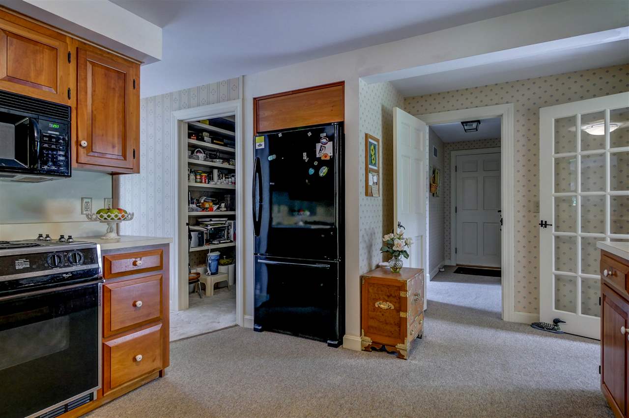325 Little Sunapee Road New London, NH 03257 - Photo 8 of 37