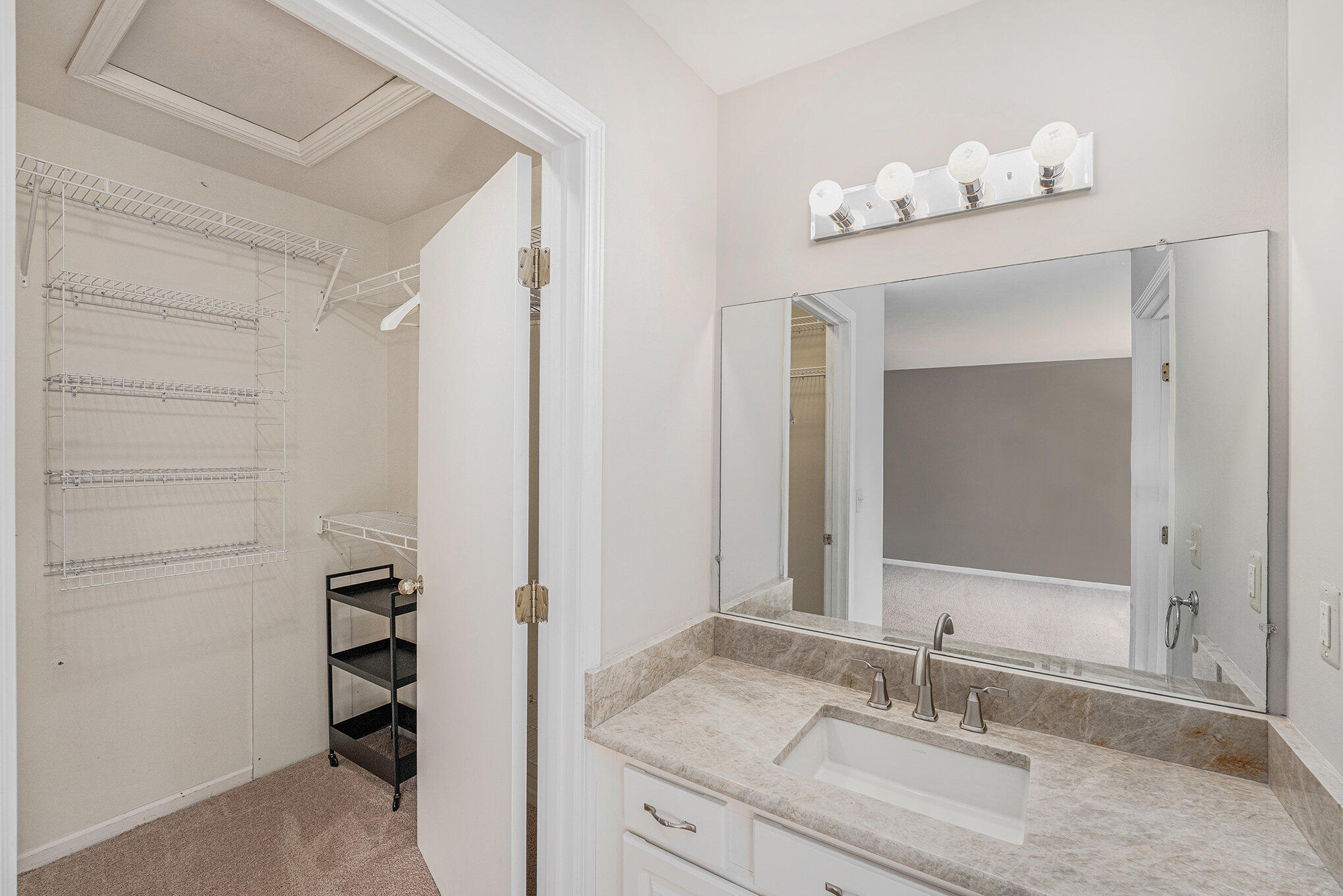 3361 Cromwell Road Ann Arbor, MI 48105 - Photo 20 of 36 Primary Bathroom