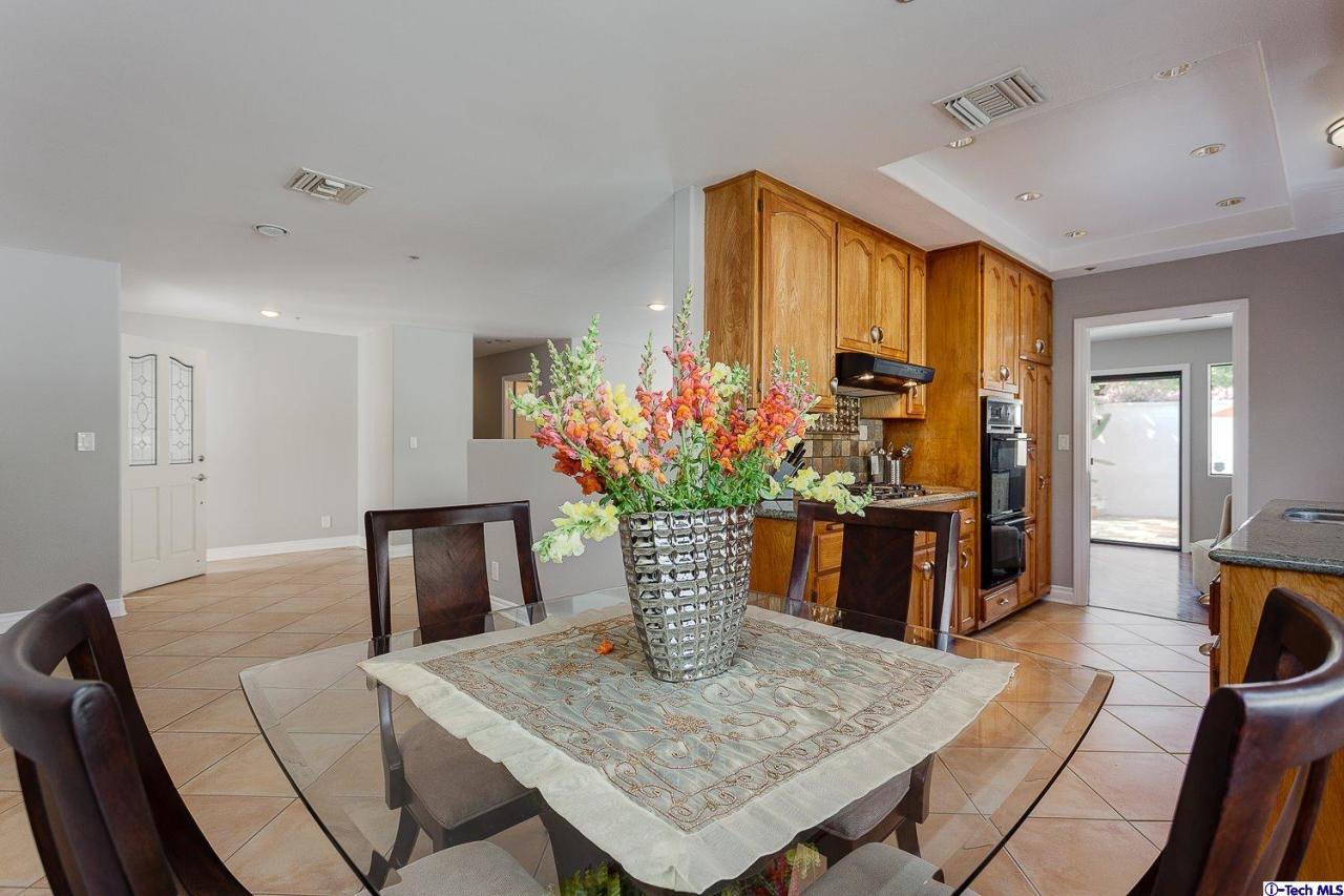 753 Foxkirk Road Glendale, CA 91206 - Photo 6 of 25 Additional Photo