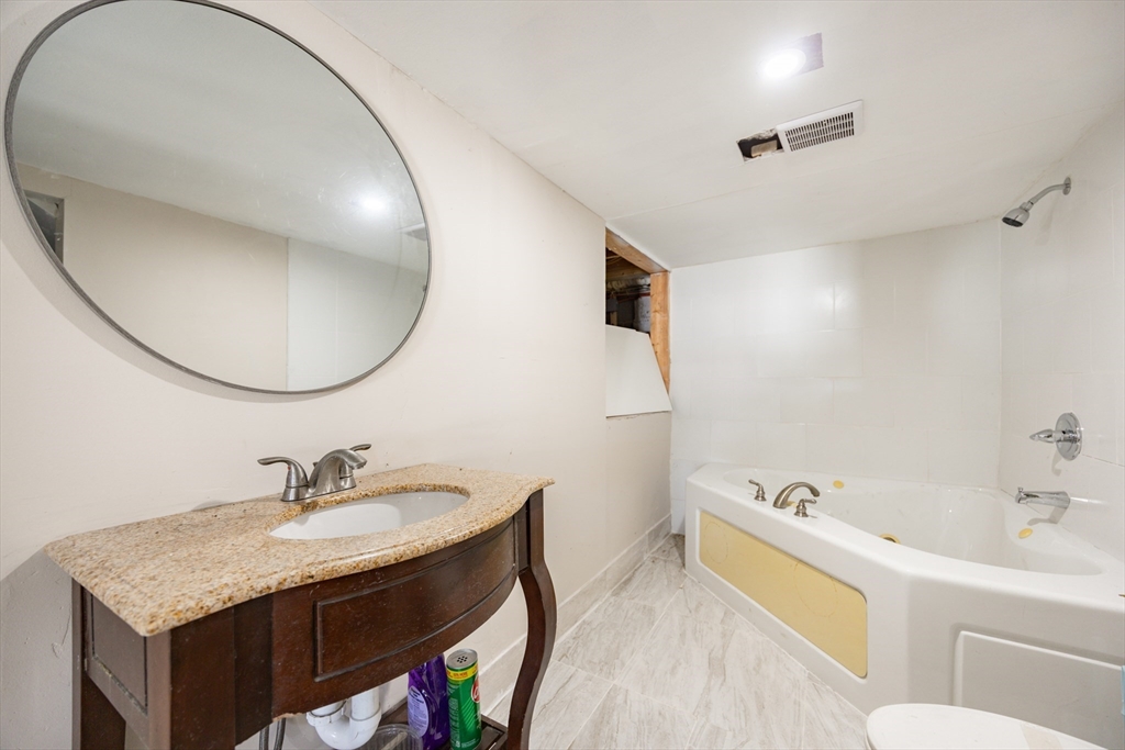 207 White Pond Road Lancaster, MA 01523 - Photo 29 of 42