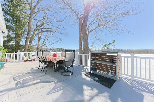 $675,000 | 207 White Pond Road, Lancaster, MA 01523