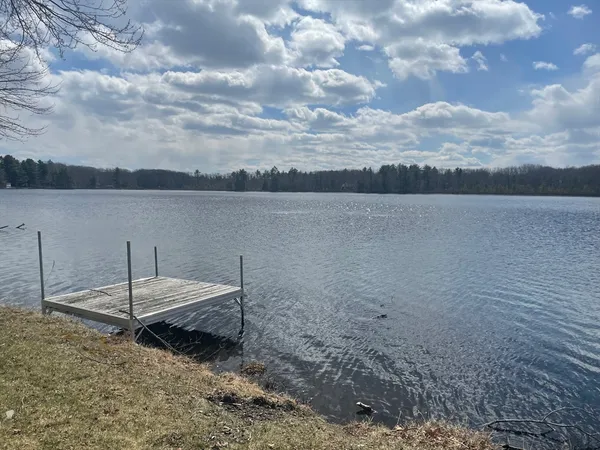 $675,000 | 207 White Pond Road, Lancaster, MA 01523