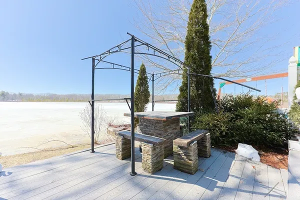 $675,000 | 207 White Pond Road, Lancaster, MA 01523