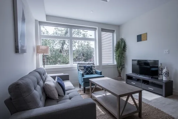 $3,800 | 900 Beacon Street, Unit 307, Boston, MA 02215