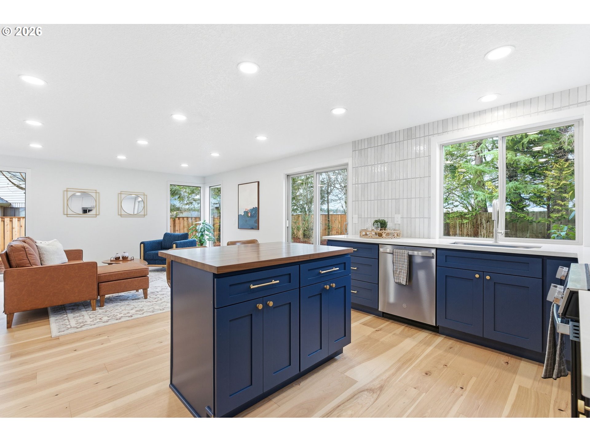 16795 Southwest Artesian Court Beaverton, OR 97006 - Photo 13 of 44