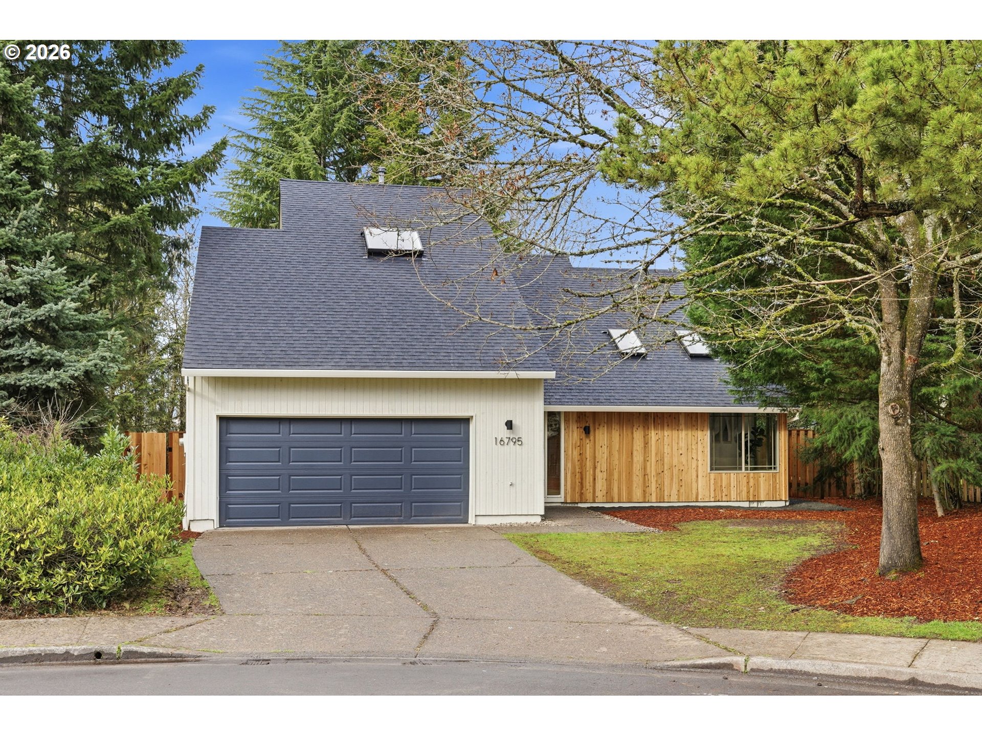 16795 Southwest Artesian Court Beaverton, OR 97006 - Photo 3 of 44