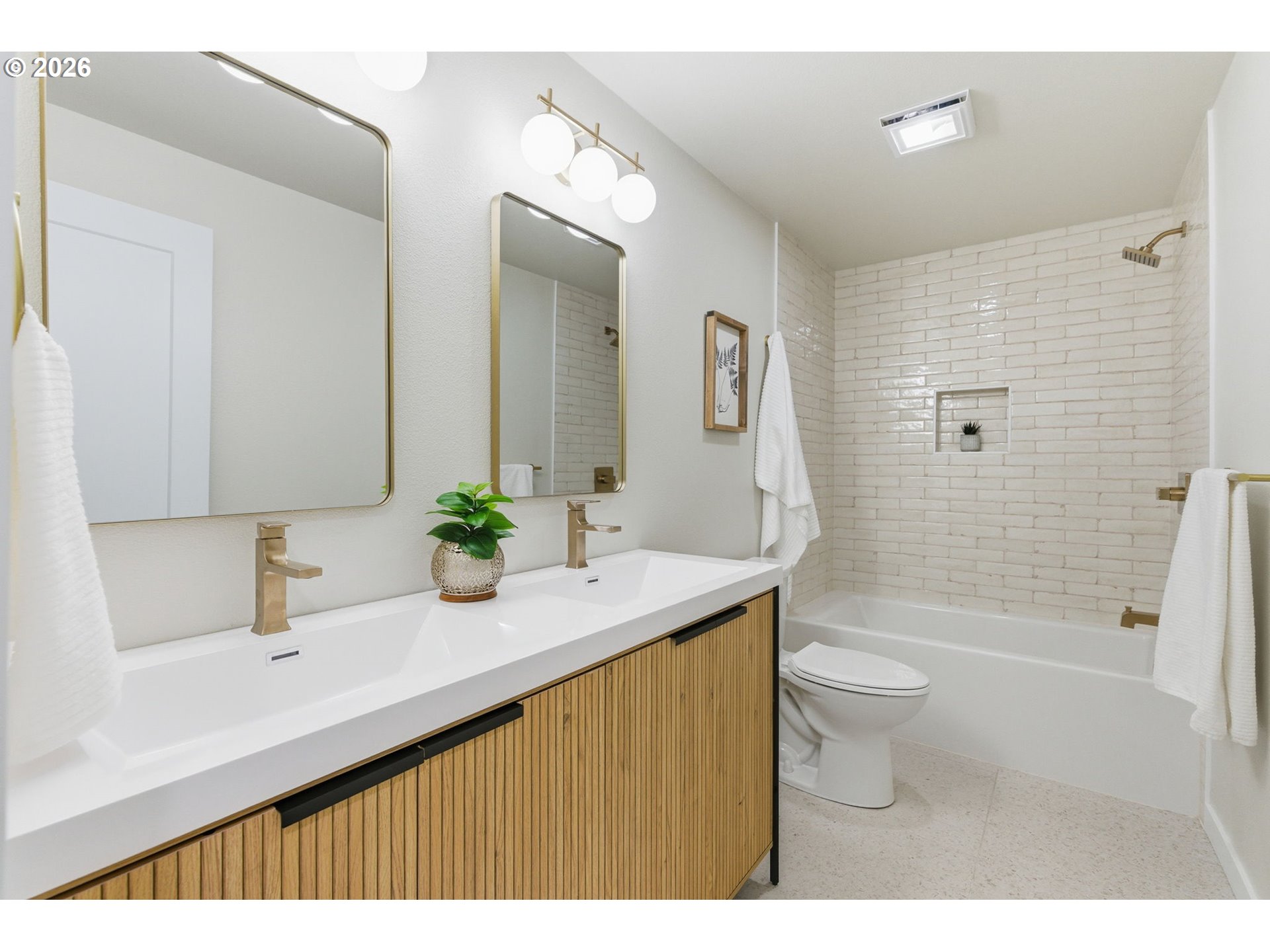 16795 Southwest Artesian Court Beaverton, OR 97006 - Photo 34 of 44