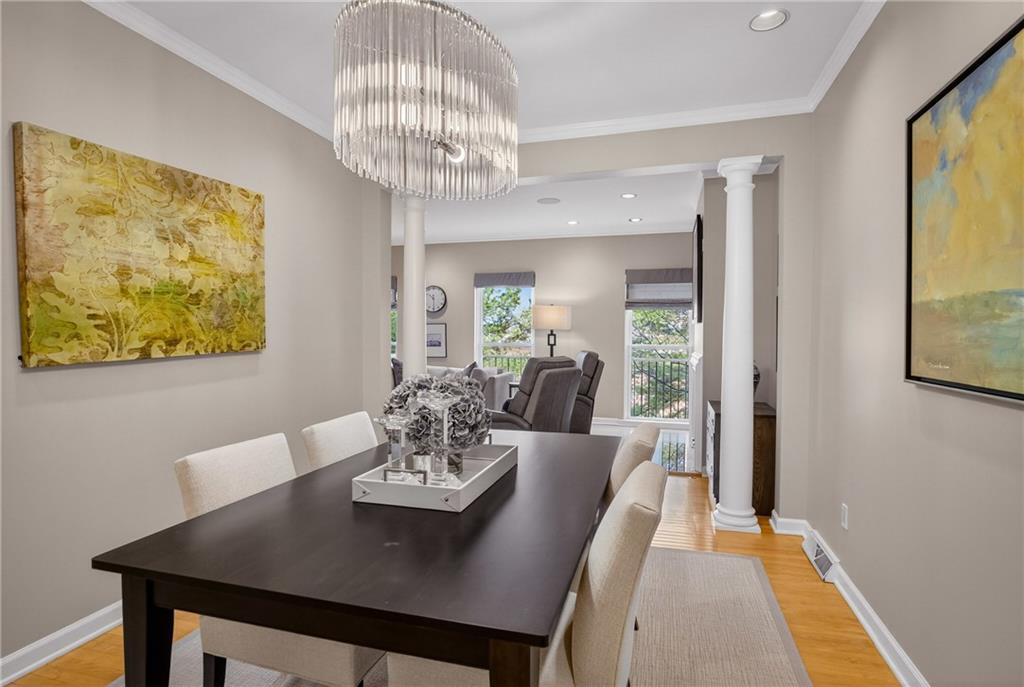 136 North Woodland Road Pittsburgh, PA 15232 - Photo 12 of 50 Main Floor Dining Room