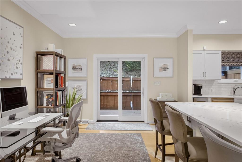 136 North Woodland Road Pittsburgh, PA 15232 - Photo 14 of 50 Main Floor Kitchen / Desk Area