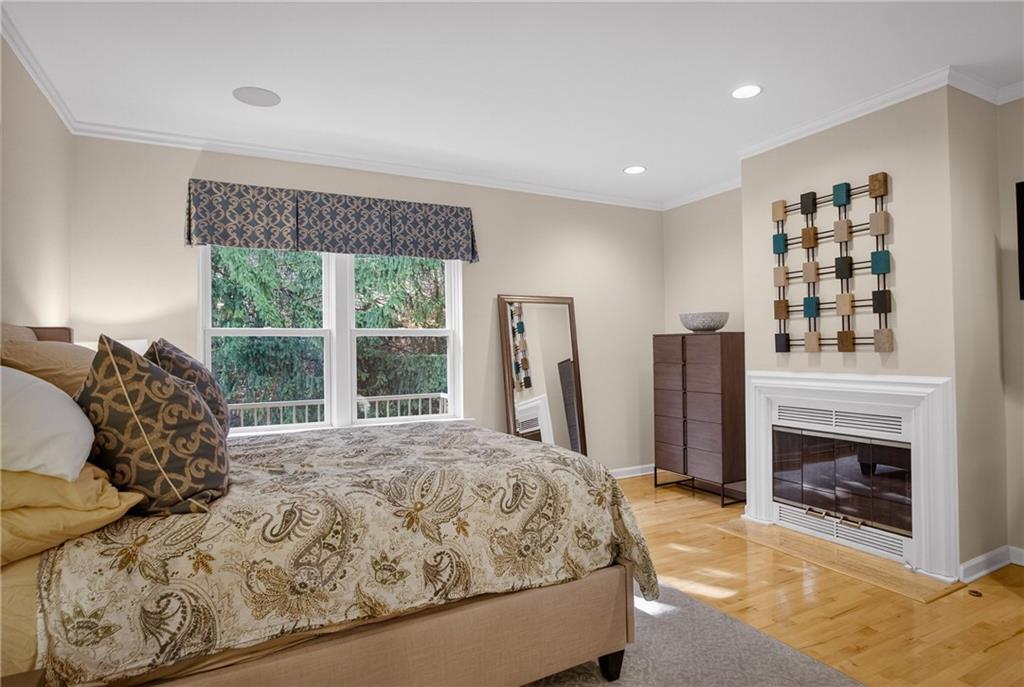 136 North Woodland Road Pittsburgh, PA 15232 - Photo 31 of 50 Primary Bedroom With Gas Fireplace