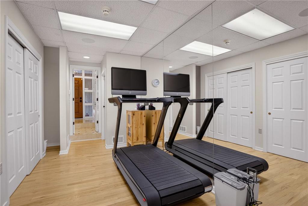 136 North Woodland Road Pittsburgh, PA 15232 - Photo 40 of 50 Lower Level Den