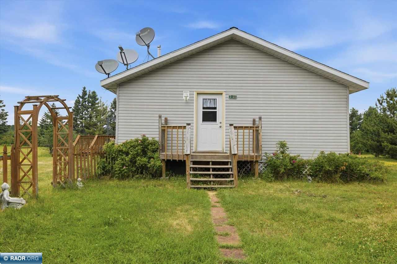 7337 Pearson Road Britt, MN 55710 - Photo 4 of 49 Gallery Image 4