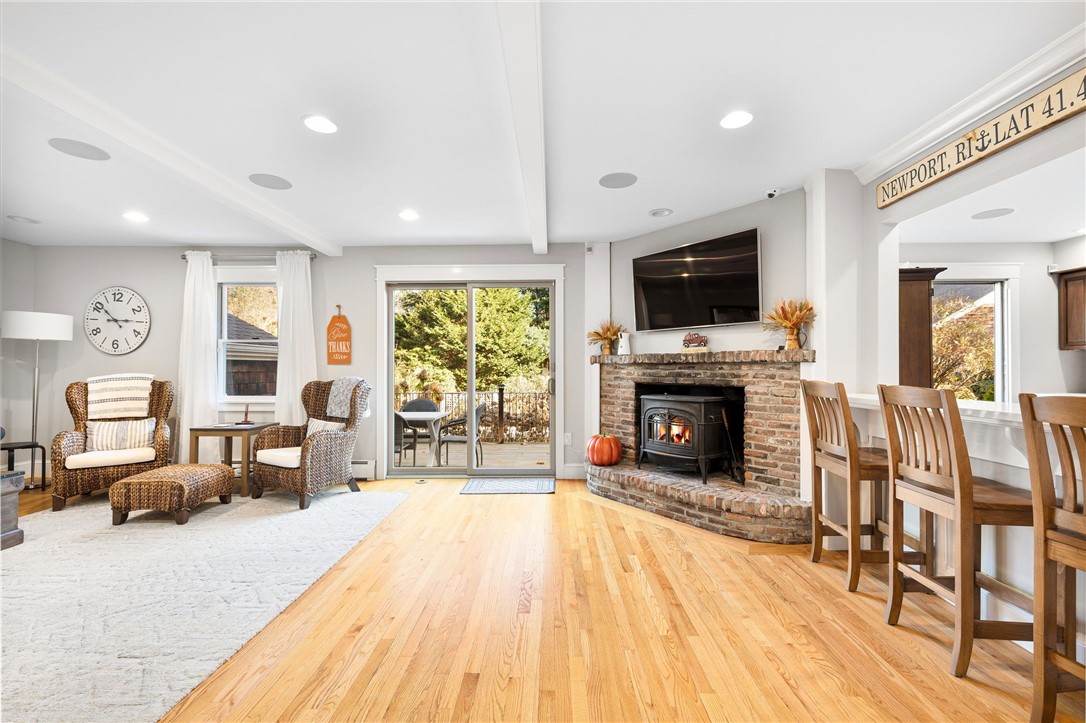 138 Carroll Avenue Newport, RI 02840 - Photo 13 of 39