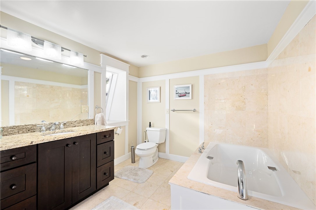 138 Carroll Avenue Newport, RI 02840 - Photo 35 of 39