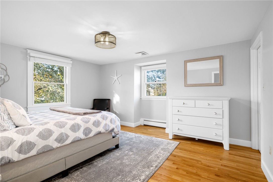 138 Carroll Avenue Newport, RI 02840 - Photo 36 of 39