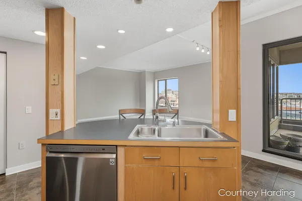 $324,900 | 128 Campau Avenue Northwest, Grand Rapids, MI 49503