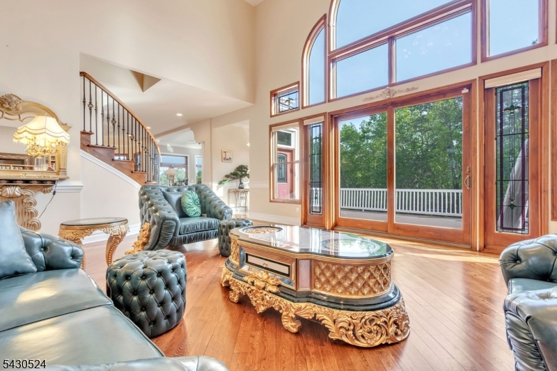 37 Robbins Road South Millstone Township, NJ 08510 - Photo 12 of 42
