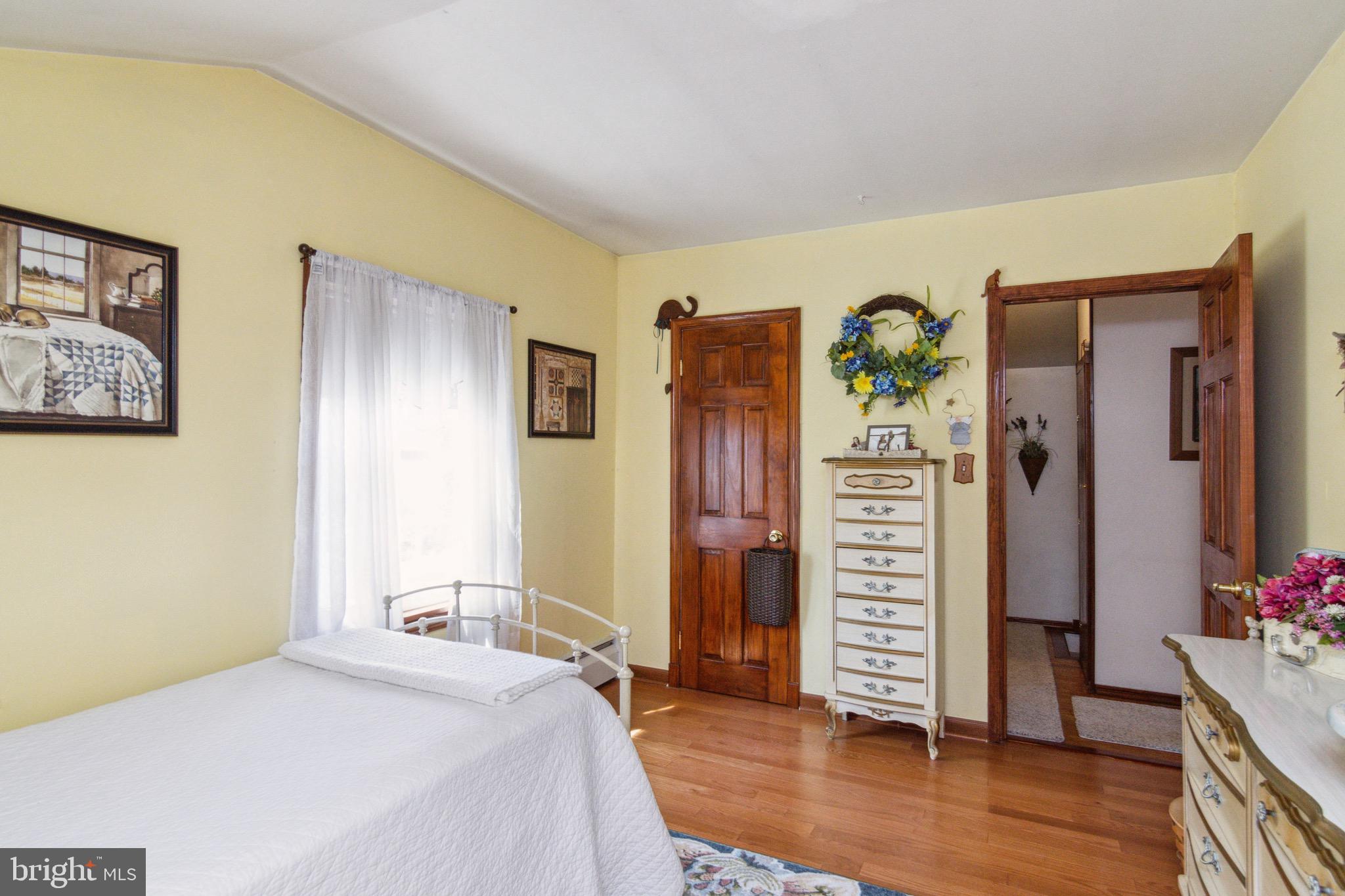 1202-7 Seven Oaks Road Halethorpe, MD 21227 - Photo 11 of 24 `Bedroom