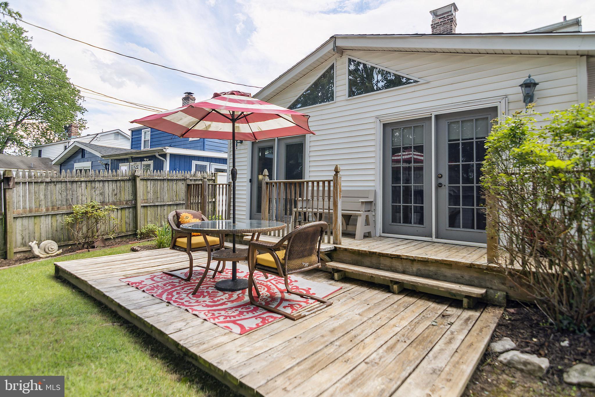 1202-7 Seven Oaks Road Halethorpe, MD 21227 - Photo 20 of 24 Deck