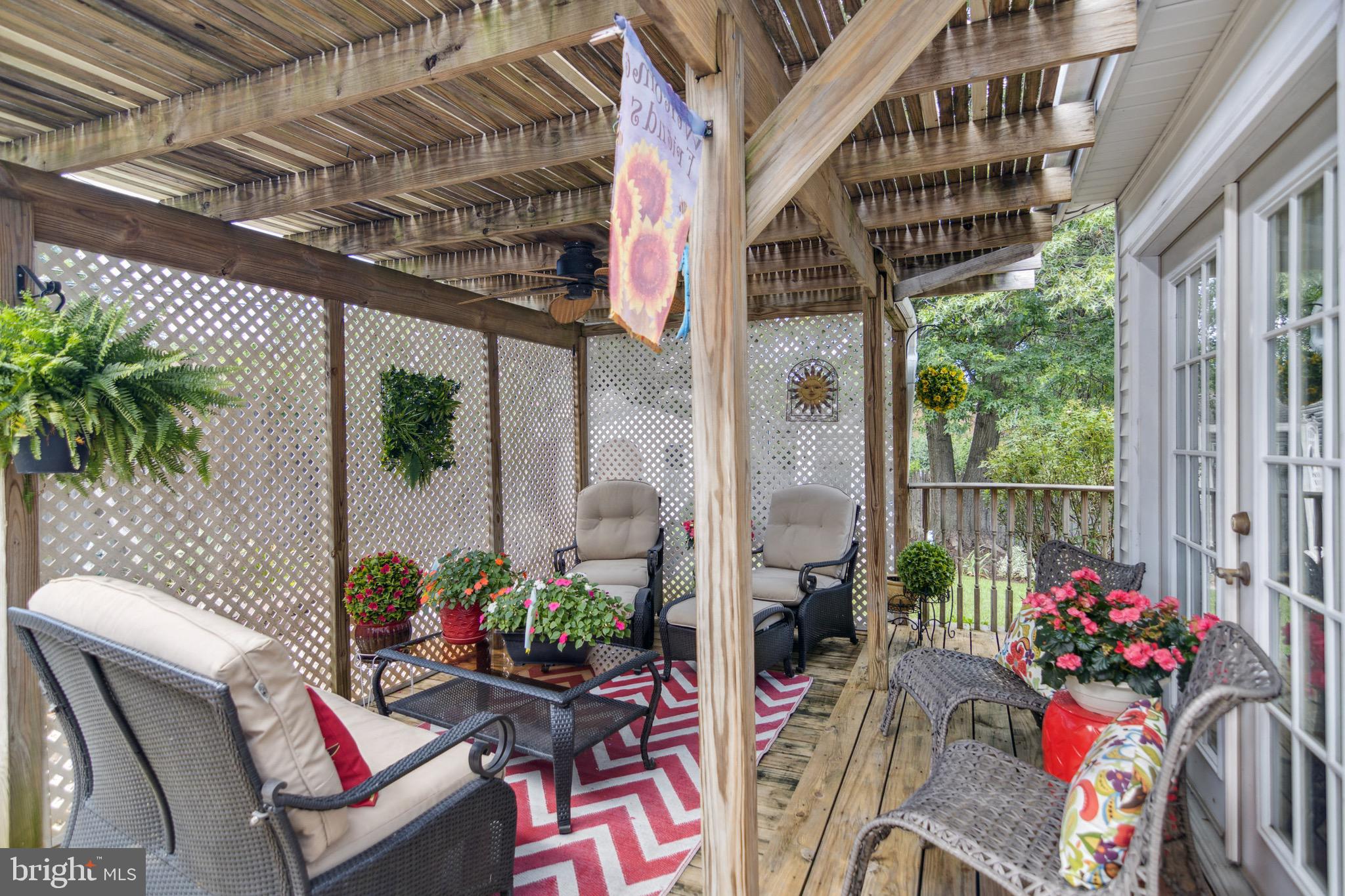 1202-7 Seven Oaks Road Halethorpe, MD 21227 - Photo 23 of 24 Covered deck
