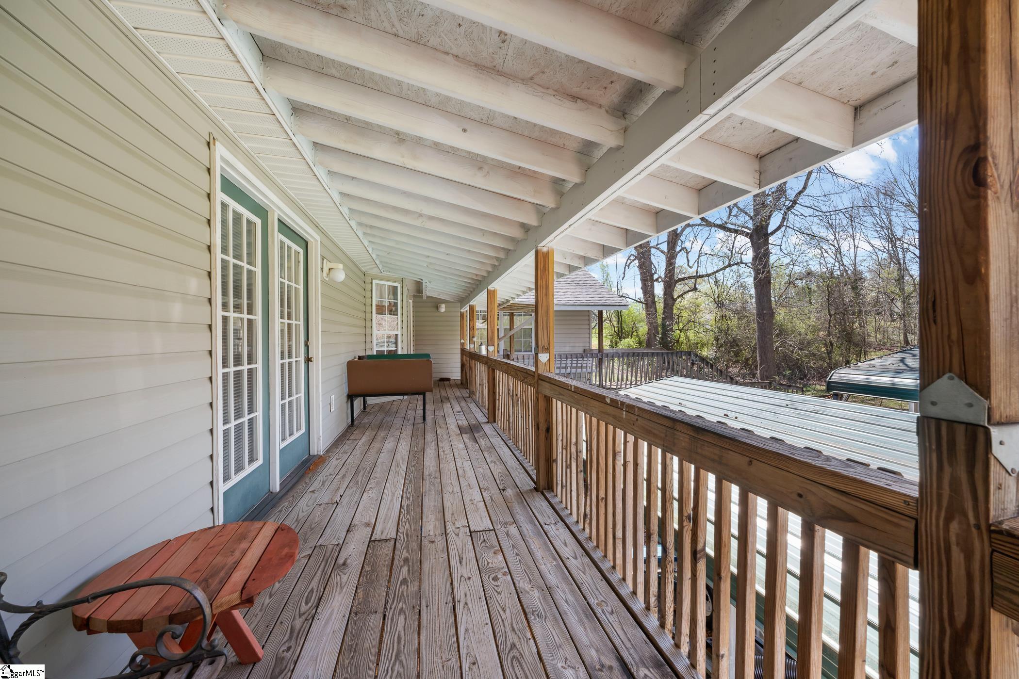 2883 North Highway 101 Greer, SC 29651 - Photo 4 of 40
