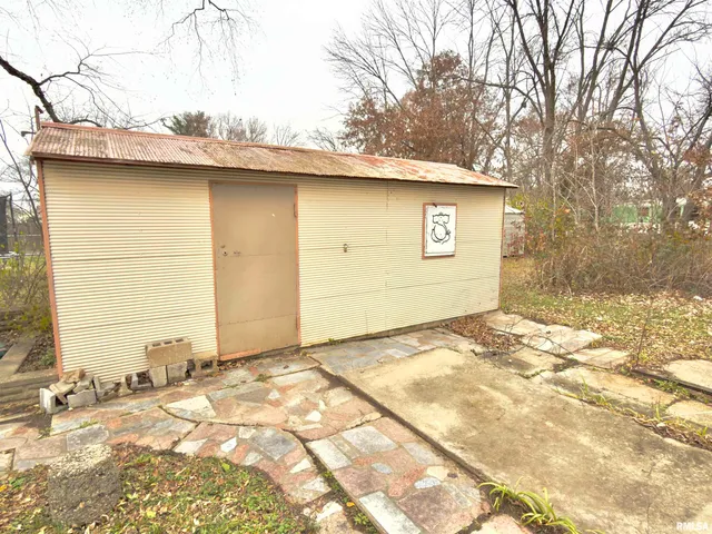 $114,900 | 904 West Elm Street, Olney, IL 62450