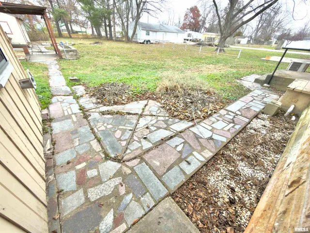 $114,900 | 904 West Elm Street, Olney, IL 62450