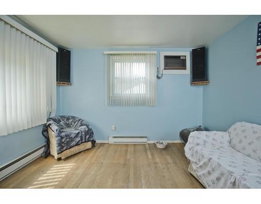 590 New Ludlow Road Chicopee, MA 01020 - Photo 4 of 14 Gallery Image 4