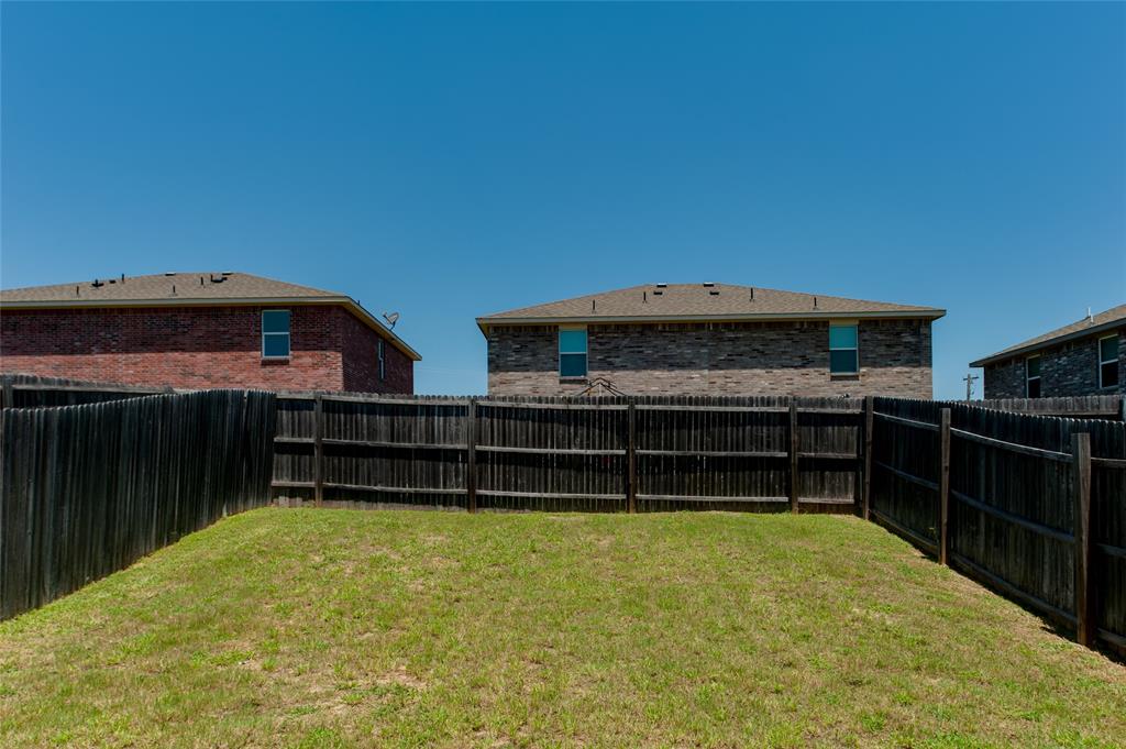 706 Parkplace Ridge Princeton, TX 75407 - Photo 16 of 19 Gallery Image 16