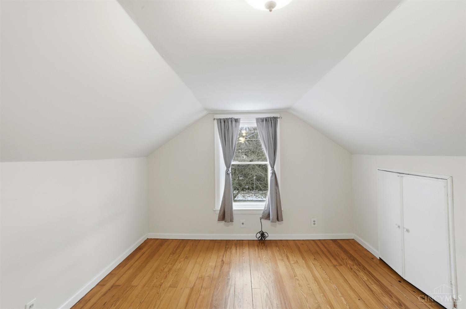 6518 Roe Street Cincinnati, OH 45227 - Photo 27 of 43 Gallery Image 27