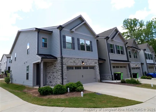 $2,450 | 2151 Maggie Vly Drive, Apex, NC 27502
