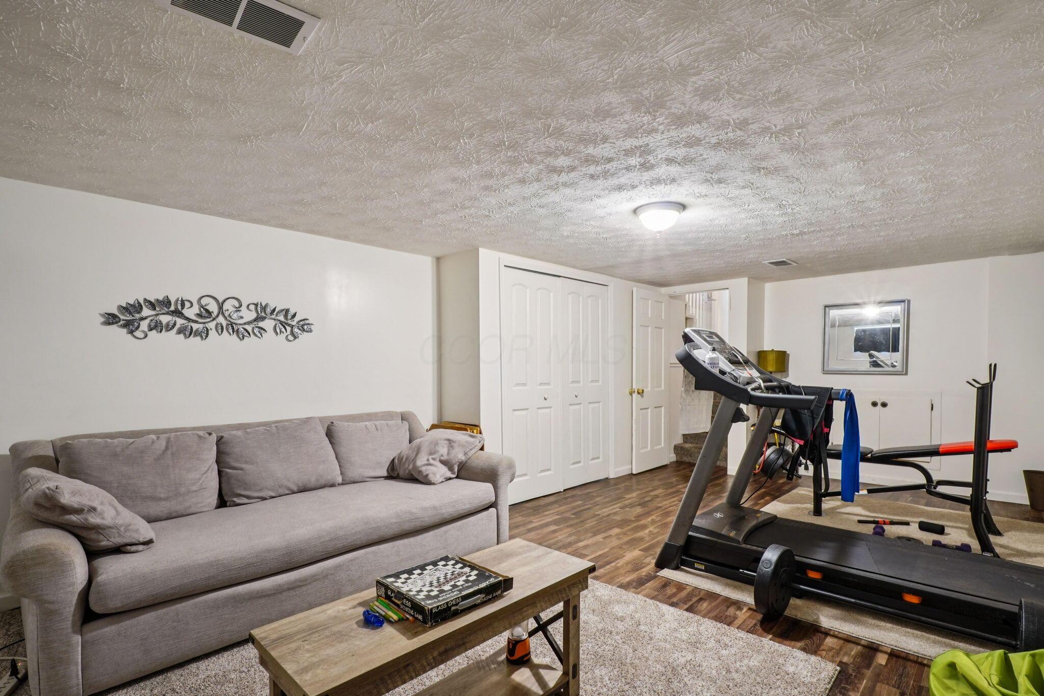 4575 Walburn Road Columbus, OH 43232 - Photo 46 of 61 19-web-or-mls-4575-walburn-rd