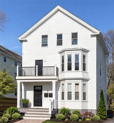 $2,400 | 50 East Transit Street, Unit 2, Providence, RI 02906