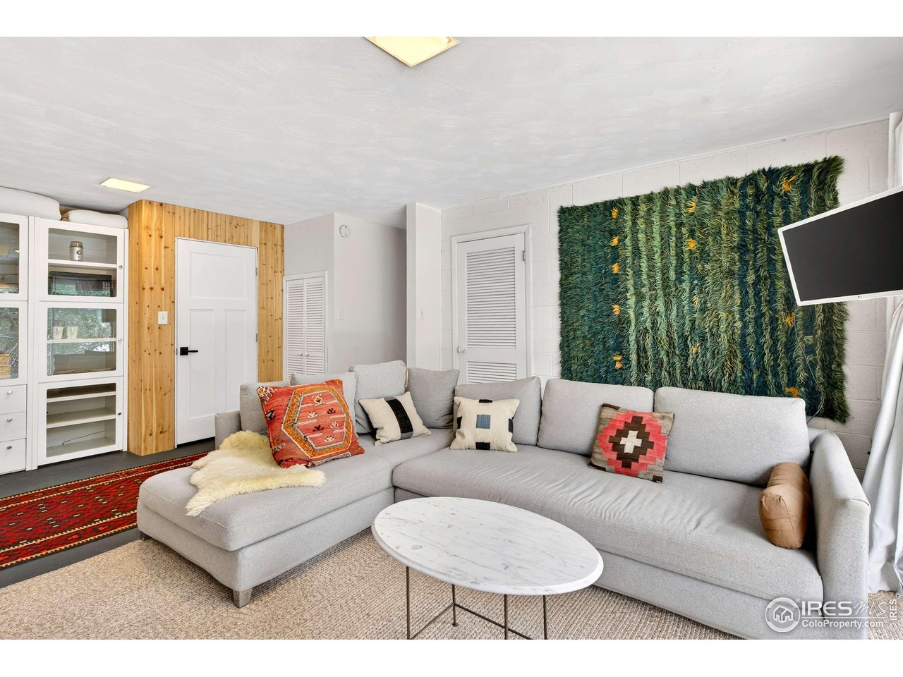 4 Porphyry View Jamestown, CO 80455 - Photo 17 of 34 a living room with furniture and a large window