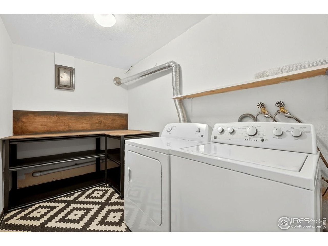 4 Porphyry View Jamestown, CO 80455 - Photo 24 of 34 a utility room with dryer and washer