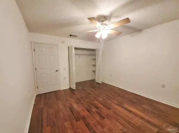 $1,450 | 2527 Trailwood Drive, Cantonment, FL 32533