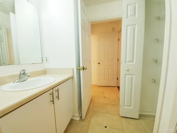 $1,450 | 2527 Trailwood Drive, Cantonment, FL 32533