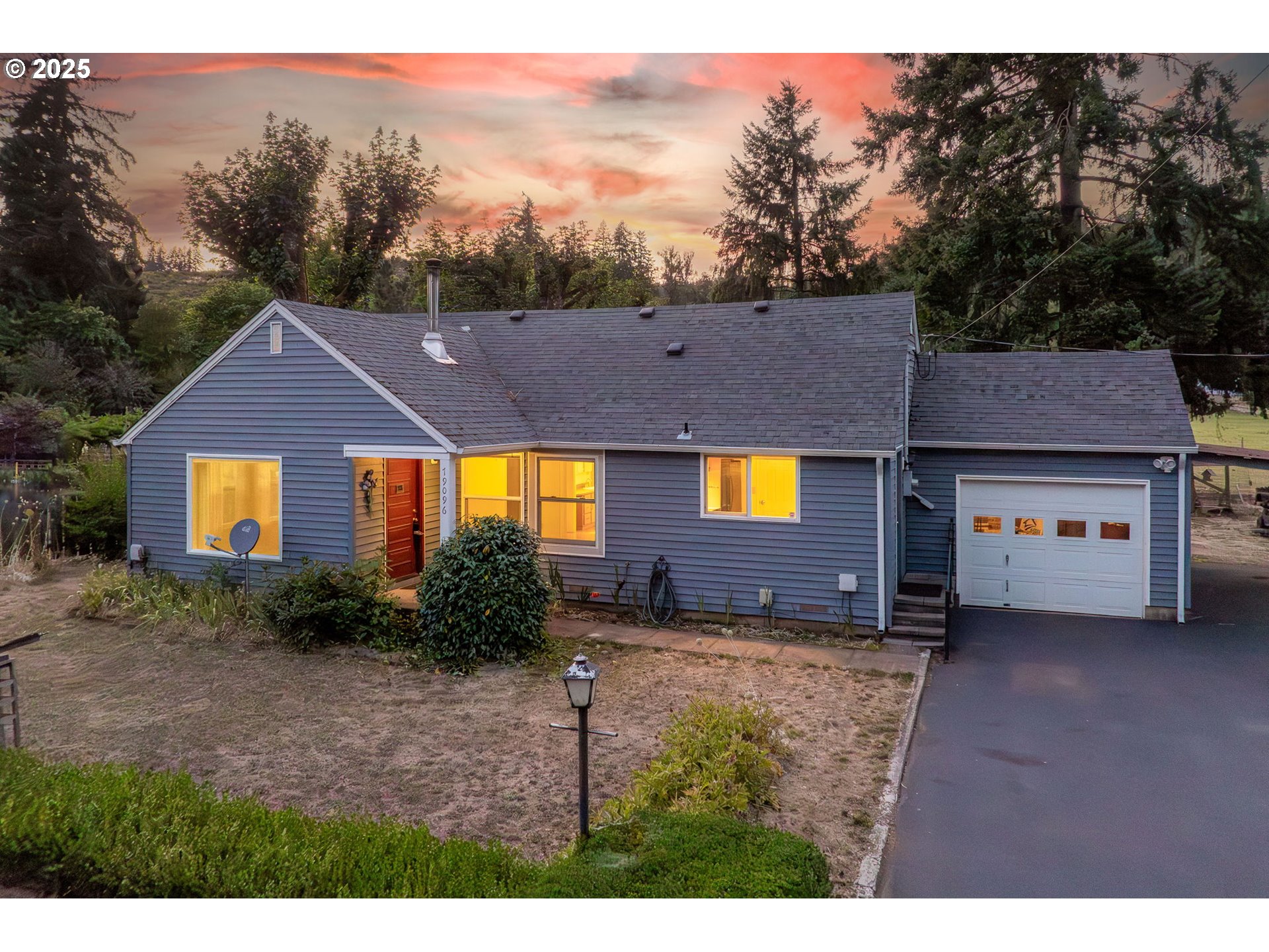 79096 North River Road Cottage Grove, OR 97424 - Photo 1 of 47 Gallery Image 1