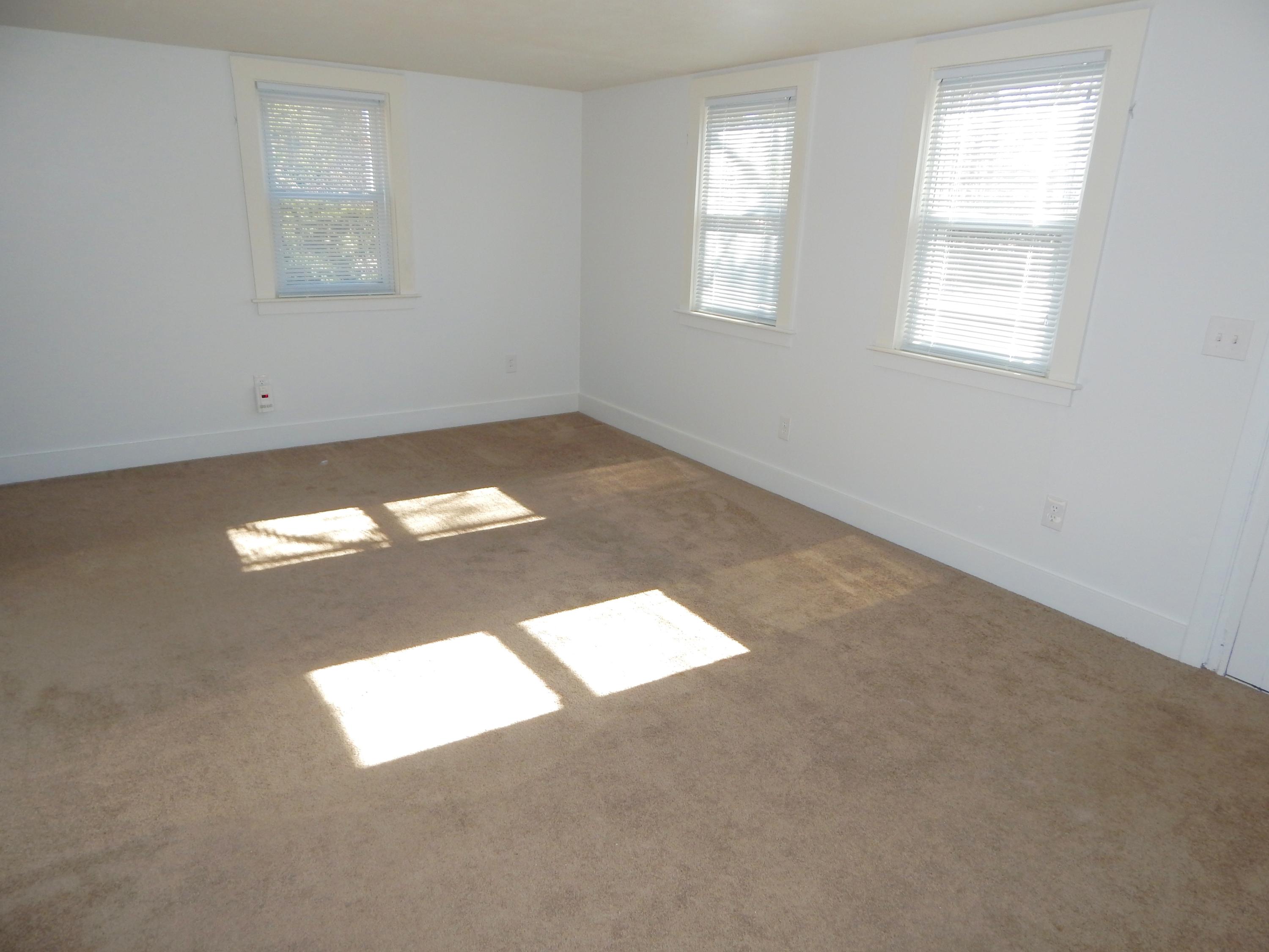 821 County Road Pocasset, MA 02559 - Photo 12 of 15 DSCN1830