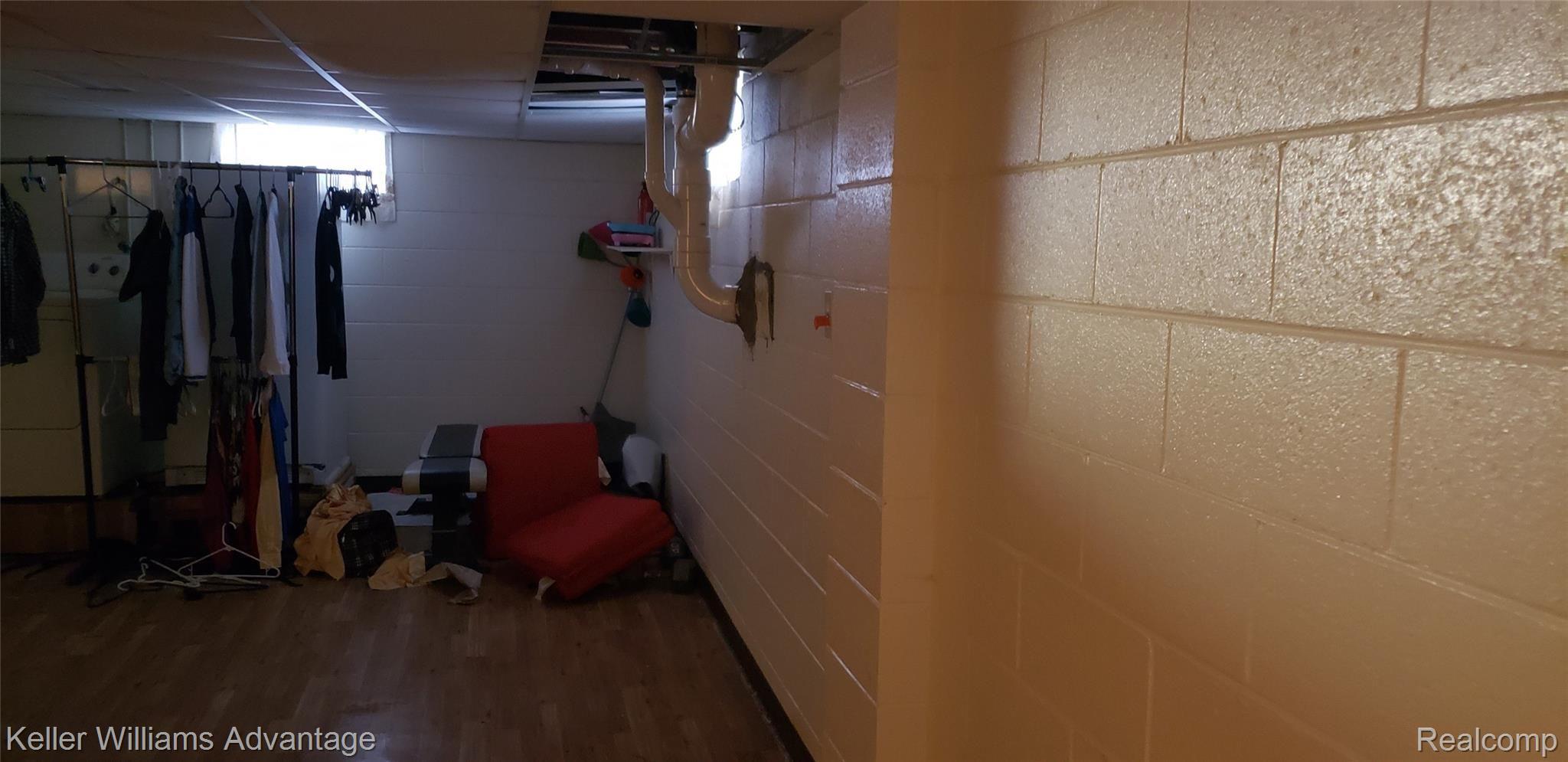 3111 Pierce Road Saginaw, MI 48604 - Photo 21 of 26 basement2.jpg