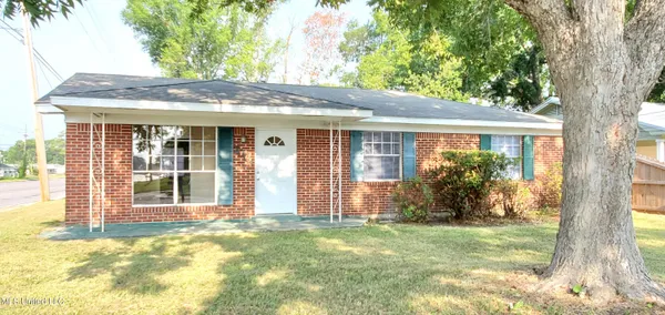 $1,325 | 7001 Knollwood Drive, Biloxi, MS 39532