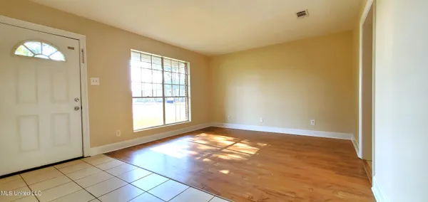 $1,325 | 7001 Knollwood Drive, Biloxi, MS 39532