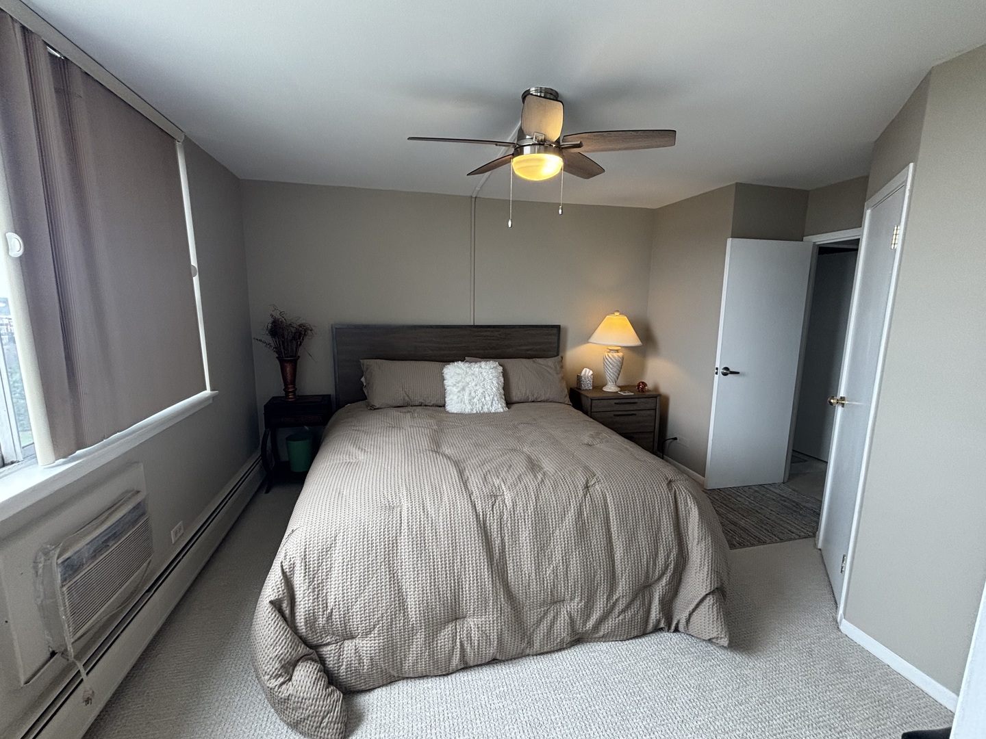 40 North Tower Road, Unit 10M Oak Brook, IL 60523 - Photo 9 of 36