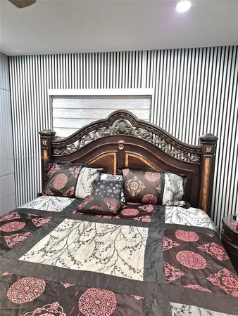 $670,000 | 3118 West 71st Place, Hialeah, FL 33018