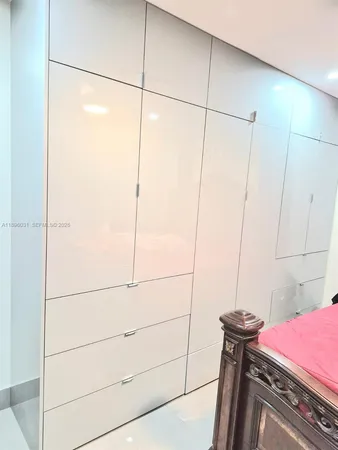 $670,000 | 3118 West 71st Place, Hialeah, FL 33018