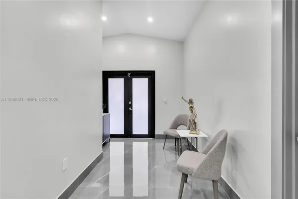 $670,000 | 3118 West 71st Place, Hialeah, FL 33018