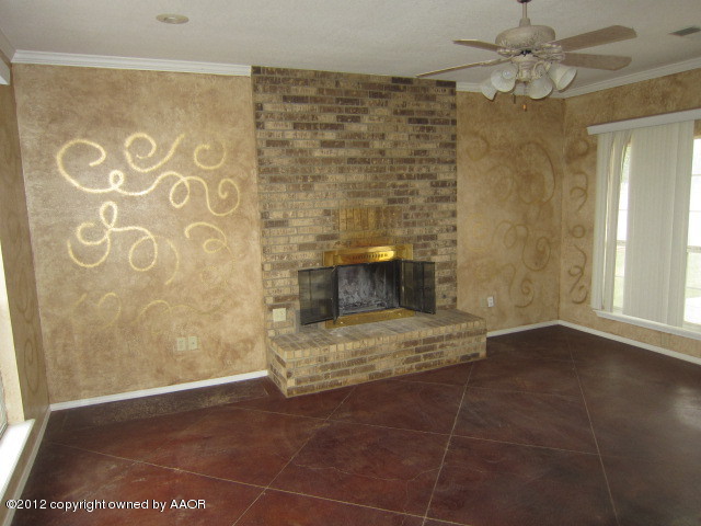 610 Lantana Road Bushland, TX 79124 - Photo 4 of 10 living rm