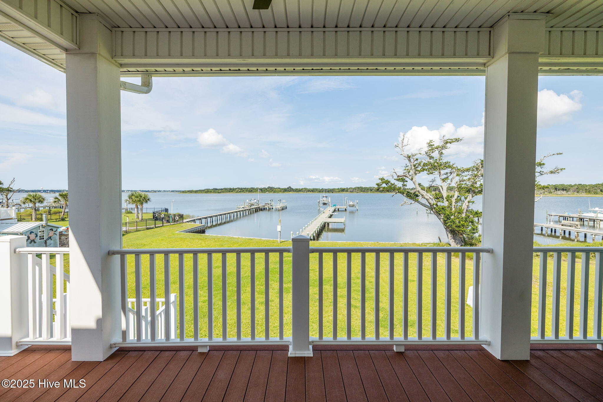 429 Live Oak Road Newport, NC 28570 - Photo 3 of 92 9-web-or-mls-1S3A1245