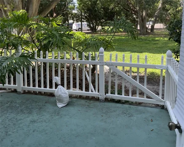 $135,000 | 2330 Ecuadorian Way, Unit 10, Clearwater, FL 33763